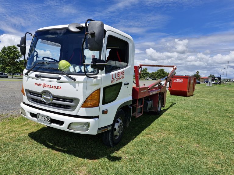 ljbins skip bin hire